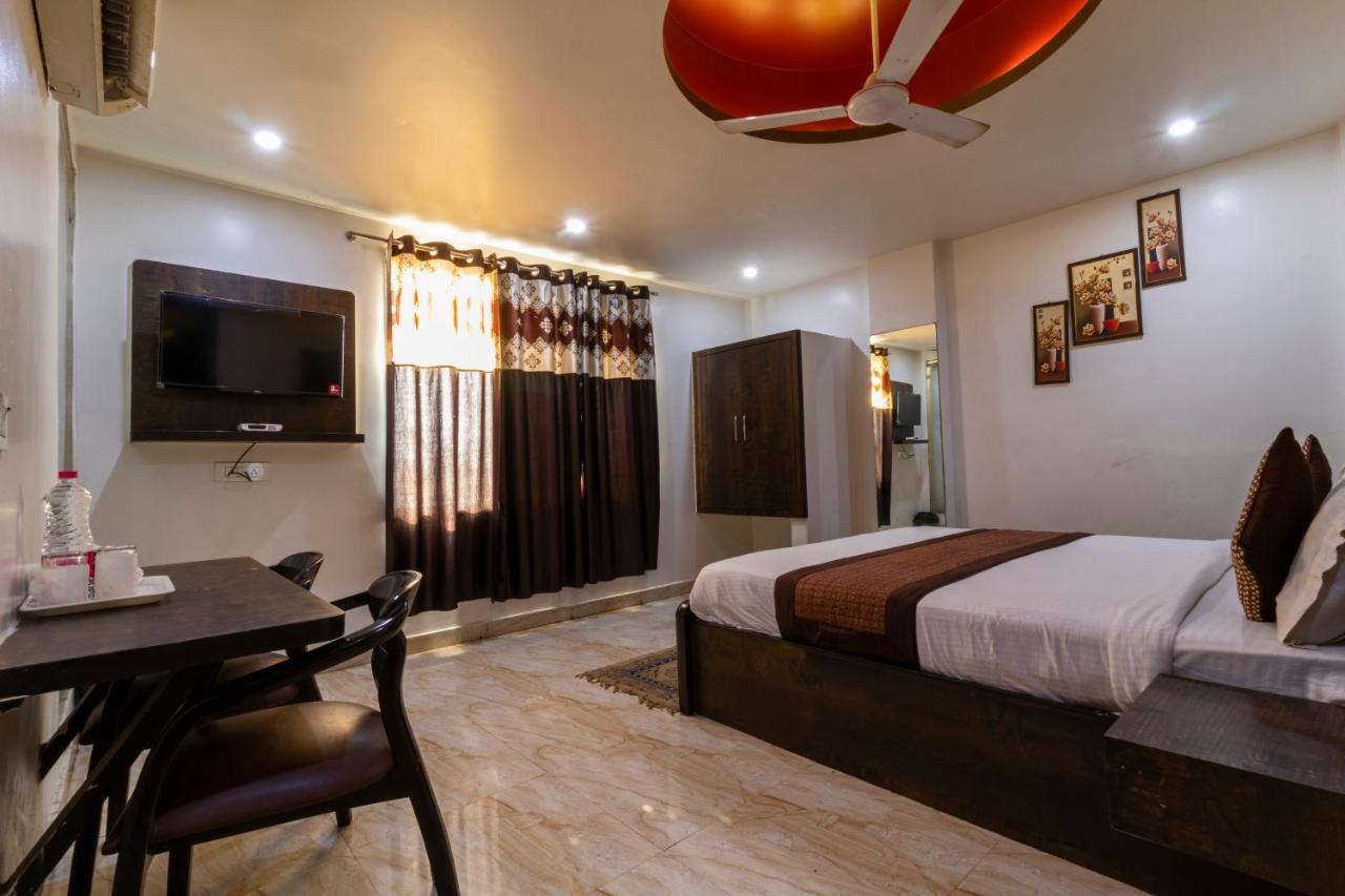 Hotel The Amour Dx Near Igi Airport Delhi New Delhi Bagian luar foto