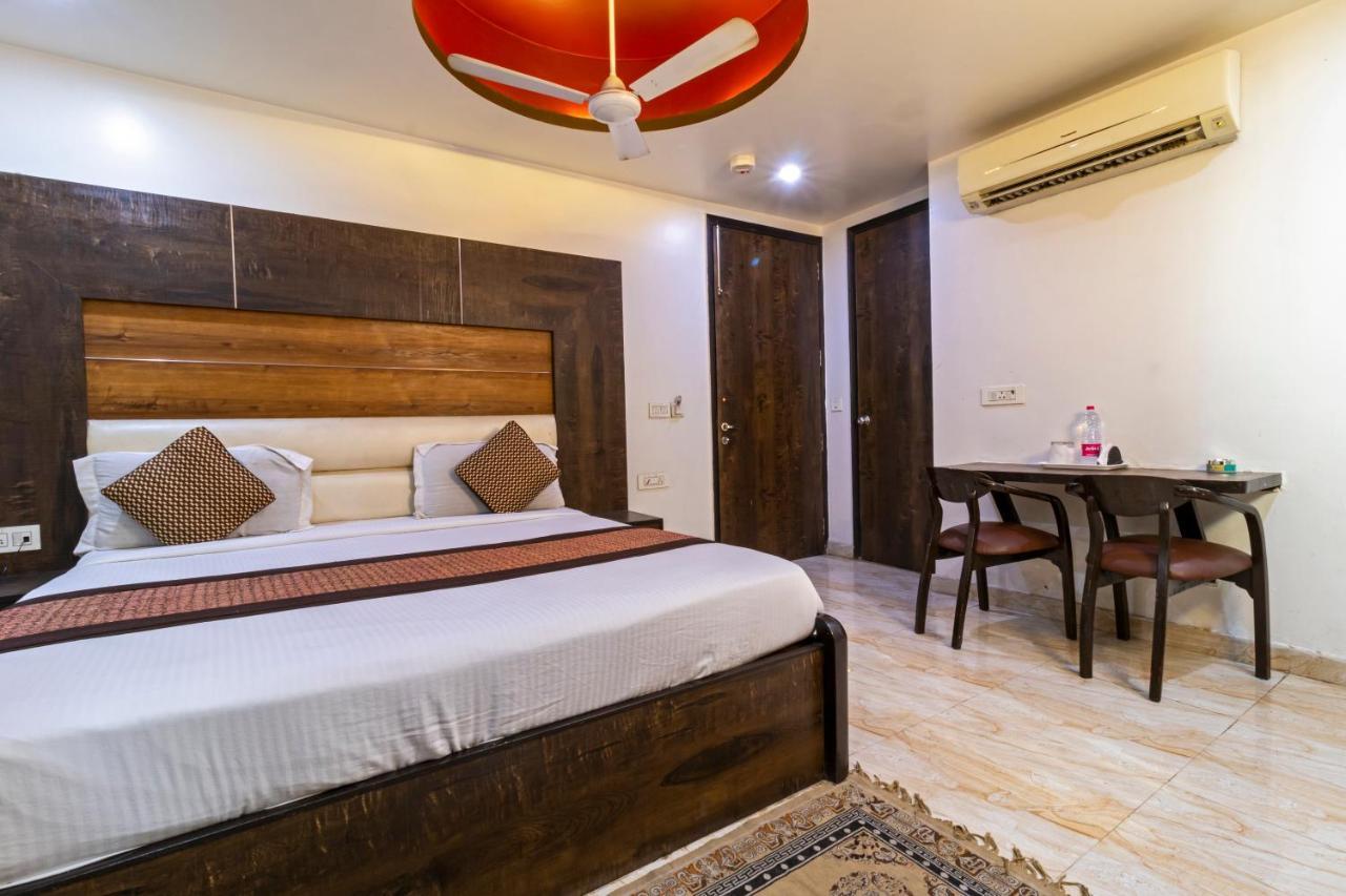 Hotel The Amour Dx Near Igi Airport Delhi New Delhi Bagian luar foto