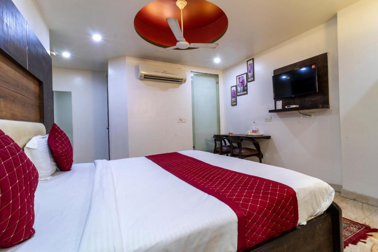 Hotel The Amour Dx Near Igi Airport Delhi New Delhi Bagian luar foto