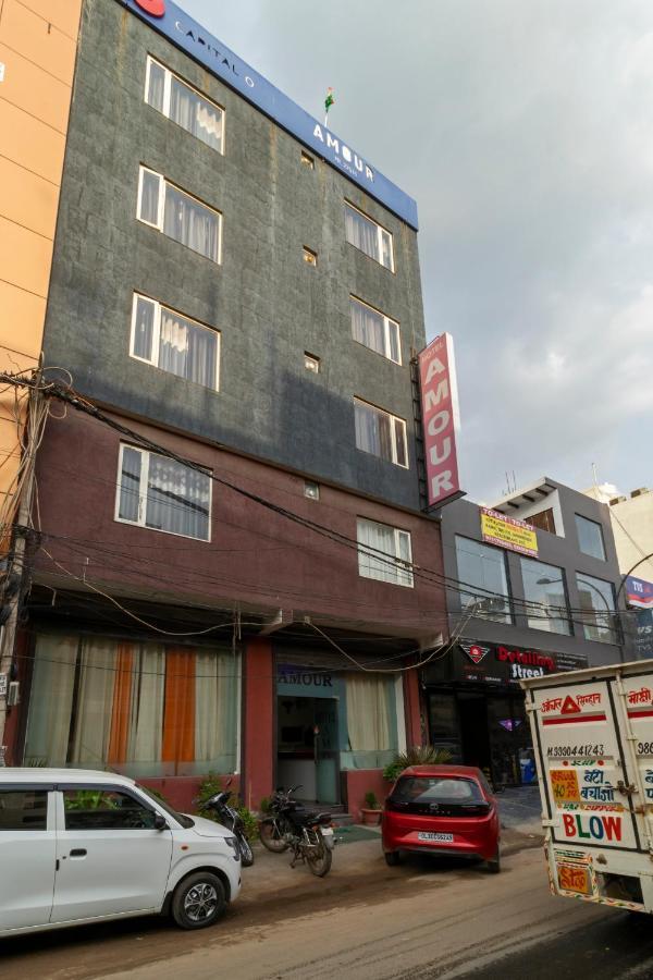Hotel The Amour Dx Near Igi Airport Delhi New Delhi Bagian luar foto