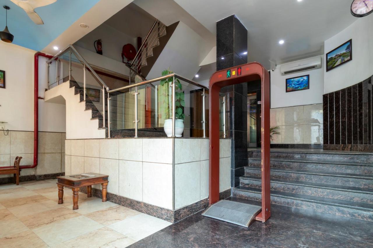 Hotel The Amour Dx Near Igi Airport Delhi New Delhi Bagian luar foto