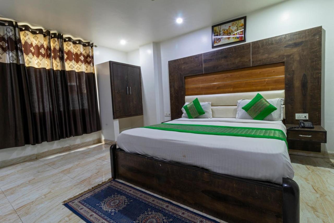 Hotel The Amour Dx Near Igi Airport Delhi New Delhi Bagian luar foto